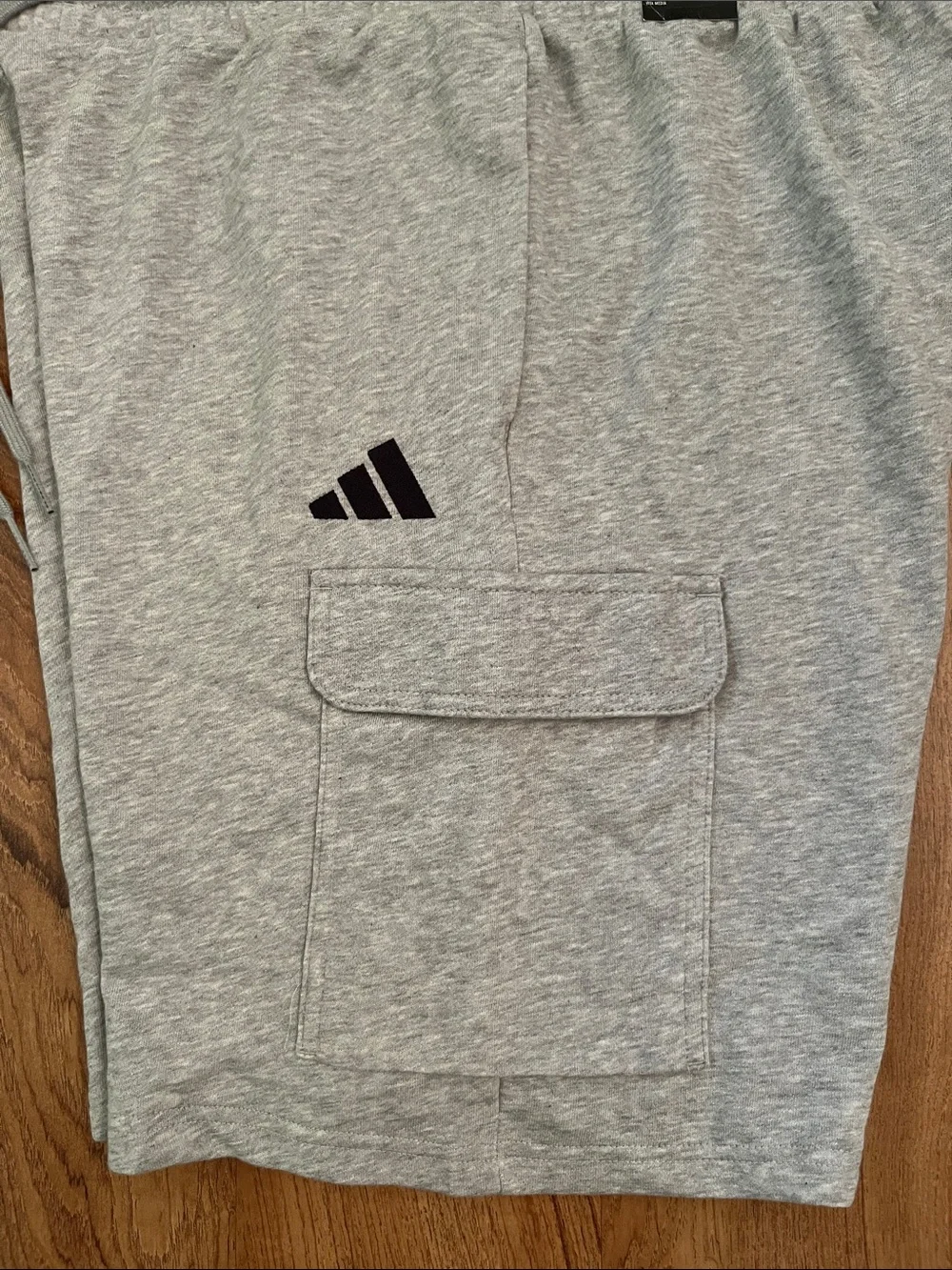 adidas essentials cargo